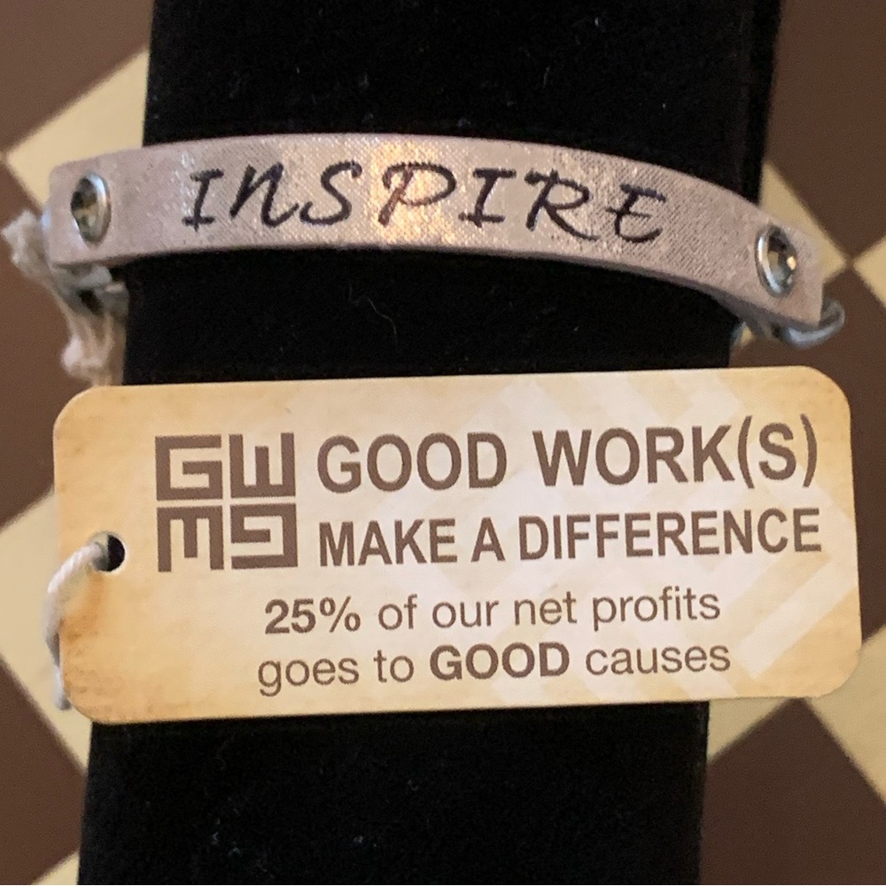 NWT Inspire Chain Bracelet